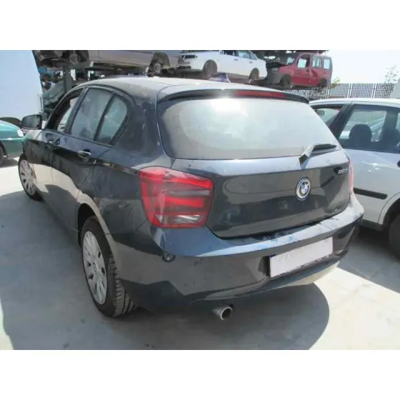 BMW SERIE 1 LIM. (F20) '2012 1.6 TURBODIESEL AZUL