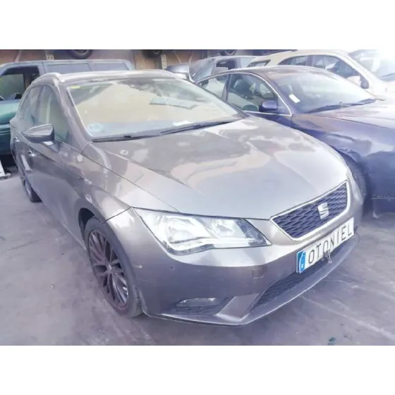 SEAT LEON ST (5F8) '2016 REFERENCE GRIS