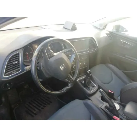 SEAT LEON ST (5F8) '2016 REFERENCE GRIS