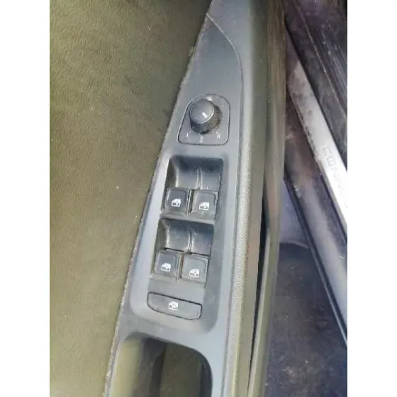 SEAT LEON ST (5F8) '2016 REFERENCE GRIS