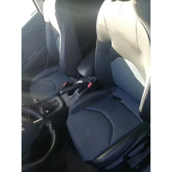 SEAT LEON ST (5F8) '2016 REFERENCE GRIS