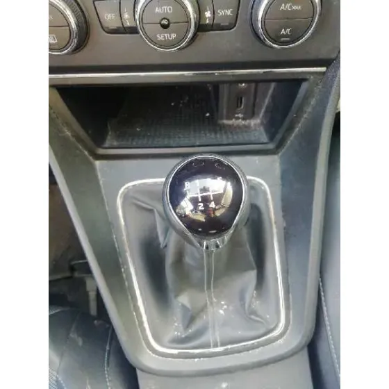 SEAT LEON ST (5F8) '2016 REFERENCE GRIS