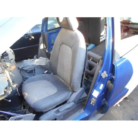 MERCEDES CLASE A (W168) '2005 1.4 CAT AZUL