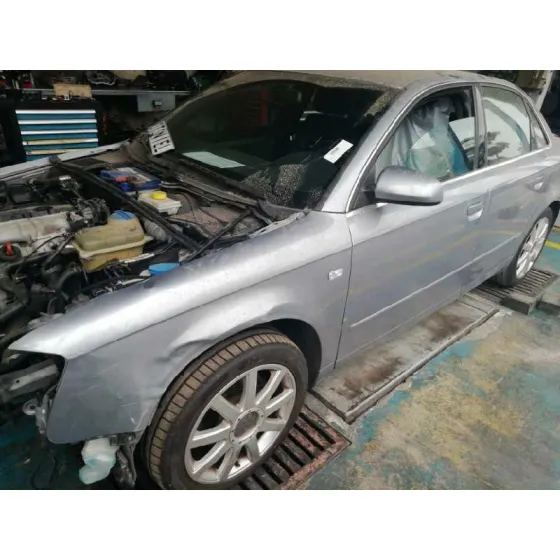 AUDI A4 BERLINA (8E) '2007 2.0 TDI 16V (103KW) GRIS