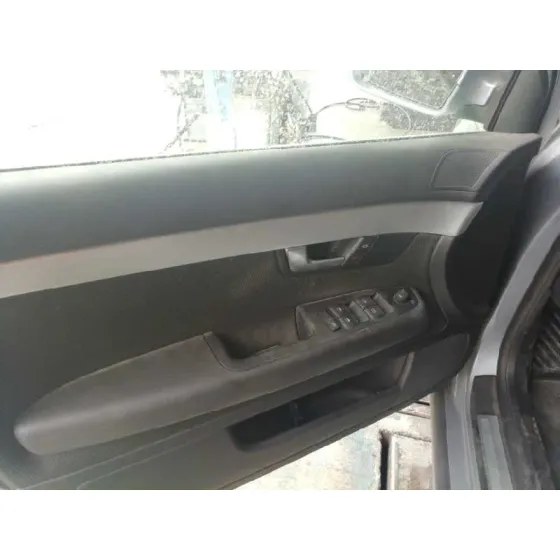 AUDI A4 BERLINA (8E) '2007 2.0 TDI 16V (103KW) GRIS