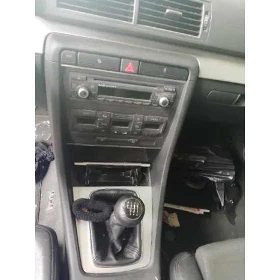 AUDI A4 BERLINA (8E) '2007 2.0 TDI 16V (103KW) GRIS