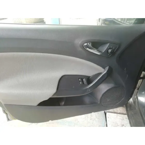 SEAT IBIZA (6J5) '2014 STYLE TECH PLATA