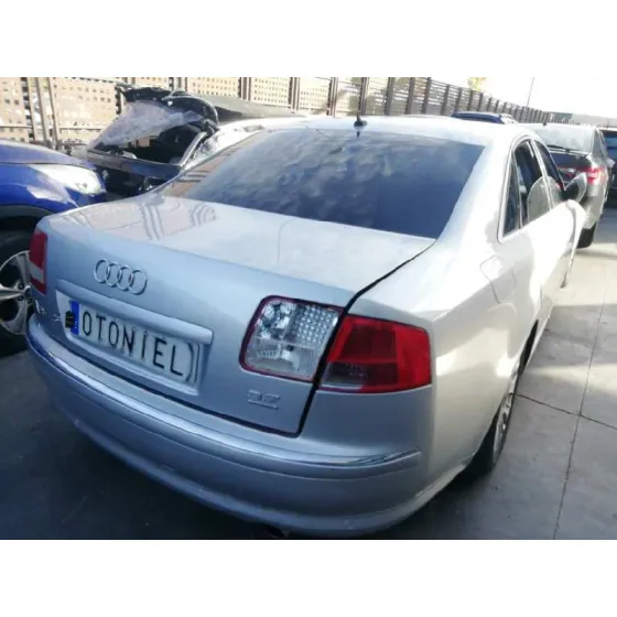 AUDI A8 (4E2) '2004 3.7 QUATTRO GRIS