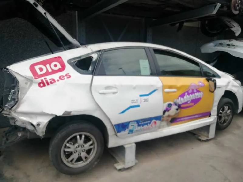 TOYOTA PRIUS (NHW30) '2011 PLUG-IN HYBRID ADVANCE BLANCO