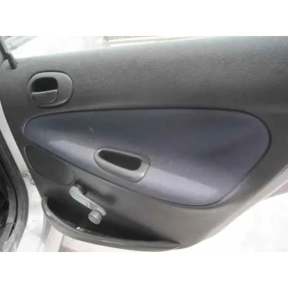 PEUGEOT 206 BERLINA '2001 XR GRIS