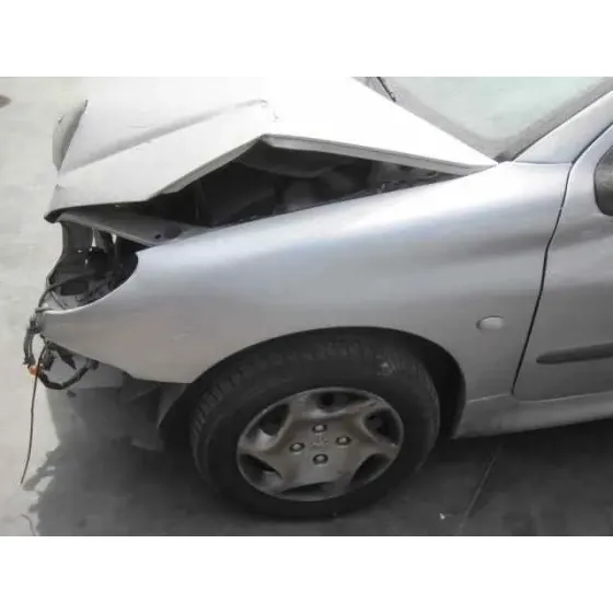 PEUGEOT 206 BERLINA '2001 XR GRIS