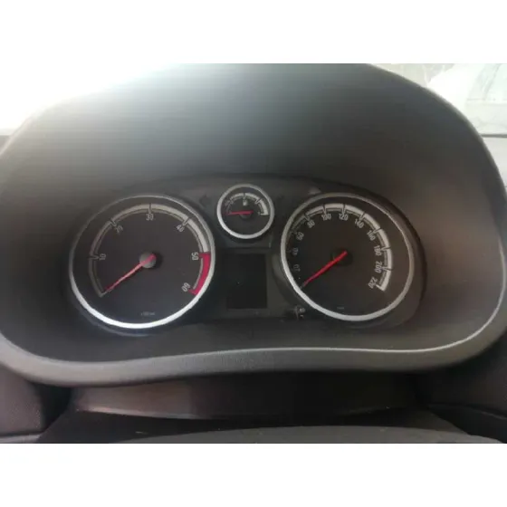 OPEL CORSA D '2011 CMON BLANCO