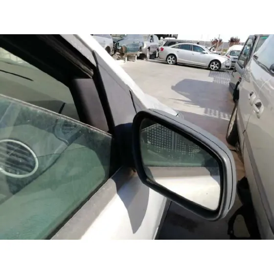 FORD FOCUS SPORTBREAK (CAP) '2005 TREND GRIS PLATA