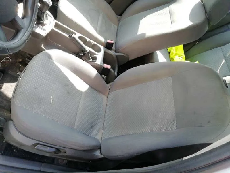 FORD FOCUS SPORTBREAK (CAP) '2005 TREND GRIS PLATA