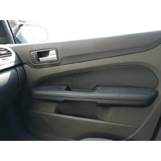 FORD FOCUS SPORTBREAK (CAP) '2005 TREND GRIS PLATA