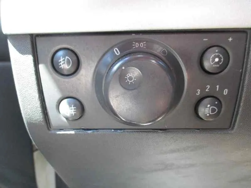 OPEL VECTRA C BERLINA OPEL VECTRA C BERLINA '2005 COSMO BLANCO 2005