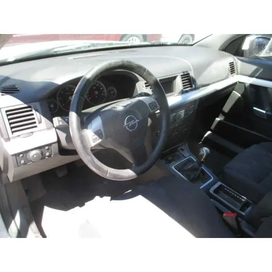 OPEL VECTRA C BERLINA '2005 COSMO BLANCO