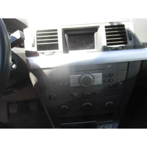 OPEL VECTRA C BERLINA '2005 COSMO BLANCO