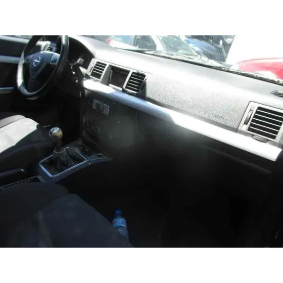 OPEL VECTRA C BERLINA '2005 COSMO BLANCO