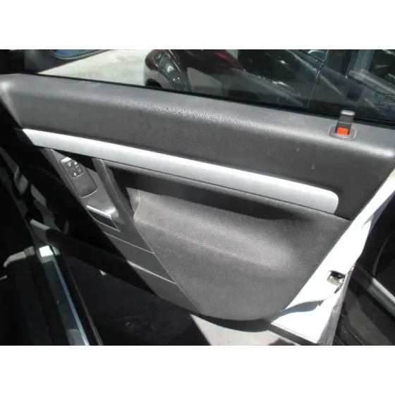 OPEL VECTRA C BERLINA '2005 COSMO BLANCO