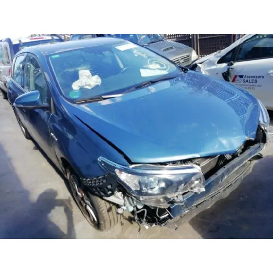 TOYOTA AURIS '2016 HYBRID ACTIVE AZUL