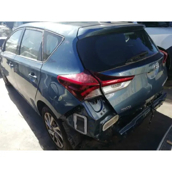 TOYOTA AURIS '2016 HYBRID ACTIVE AZUL