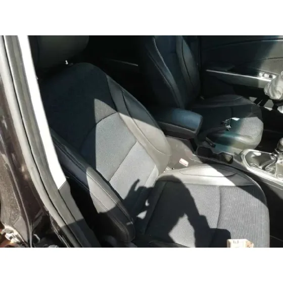 SSANGYONG TIVOLI '2016 LIMITED 4X2 NEGRO