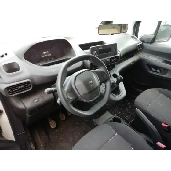 PEUGEOT RIFTER '2020 ACCESS STANDARD BLANCA
