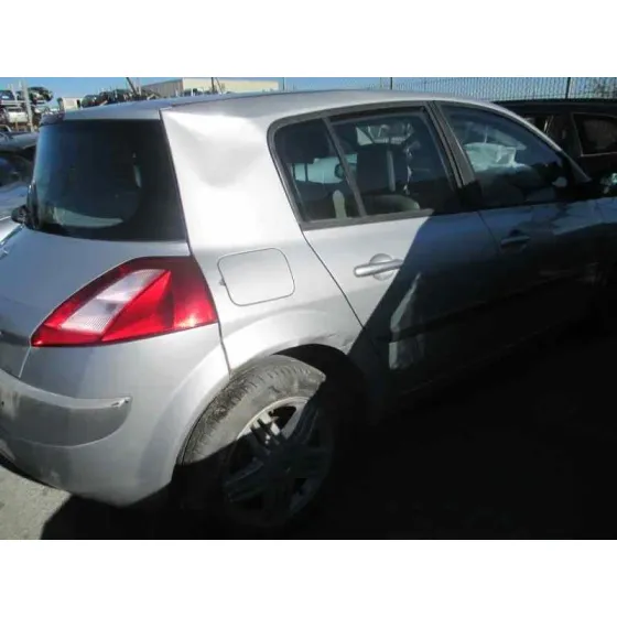 RENAULT MEGANE II BERLINA 5P '2005 CONFORT EXPRESSION PLATA