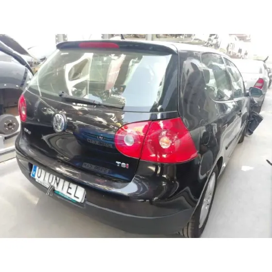 VOLKSWAGEN GOLF V BERLINA (1K1) '2008 CONCEPTLINE (E) NEGRO