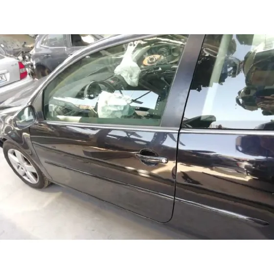 VOLKSWAGEN GOLF V BERLINA (1K1) '2008 CONCEPTLINE (E) NEGRO