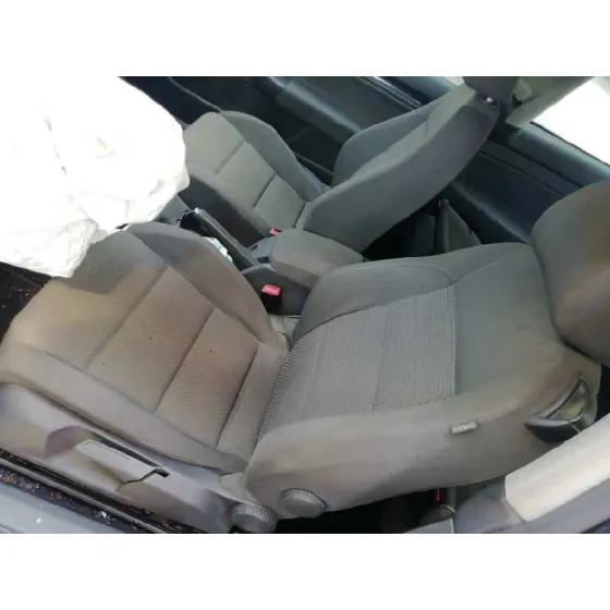VOLKSWAGEN GOLF V BERLINA (1K1) '2008 CONCEPTLINE (E) NEGRO