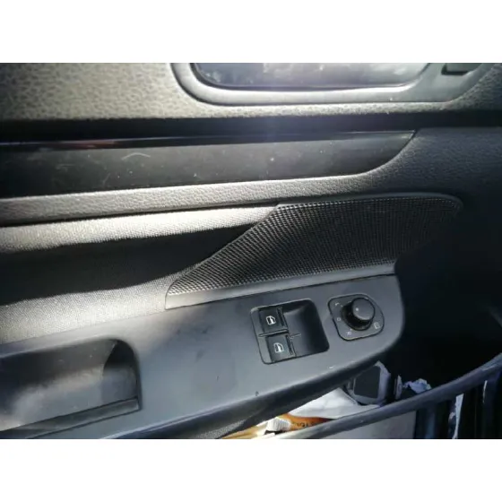 VOLKSWAGEN GOLF V BERLINA (1K1) '2008 CONCEPTLINE (E) NEGRO