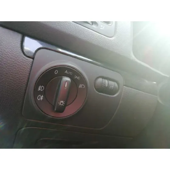 VOLKSWAGEN GOLF V BERLINA (1K1) '2008 CONCEPTLINE (E) NEGRO