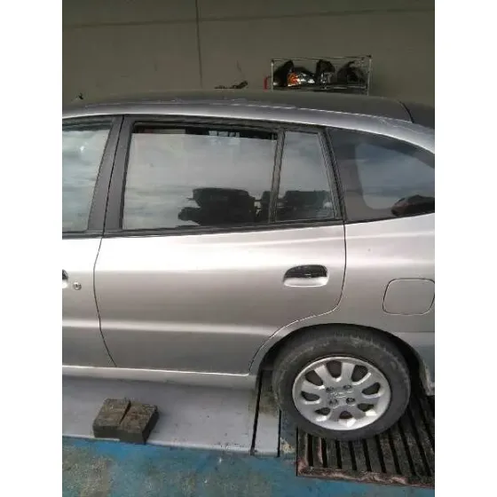 KIA RIO '2004 RS BERLINA (5-PTAS.) PLATA