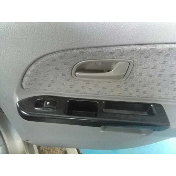 KIA RIO '2004 RS BERLINA (5-PTAS.) PLATA
