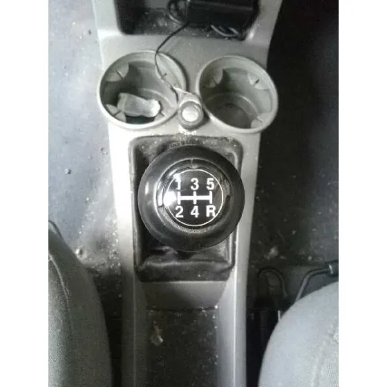 KIA RIO '2004 RS BERLINA (5-PTAS.) PLATA