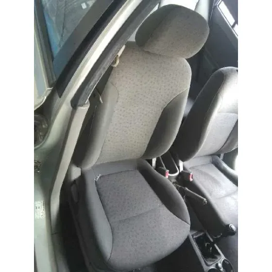 KIA RIO '2004 RS BERLINA (5-PTAS.) PLATA