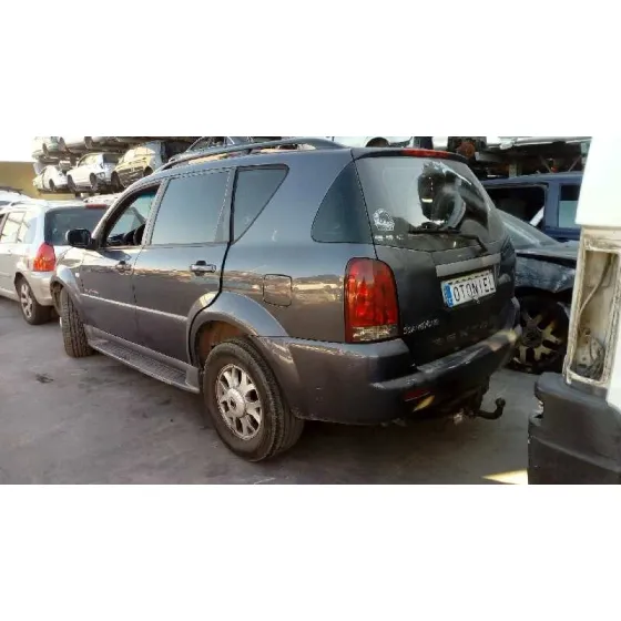 SSANGYONG REXTON '2005 2.7 TURBODIESEL CAT NEGRO