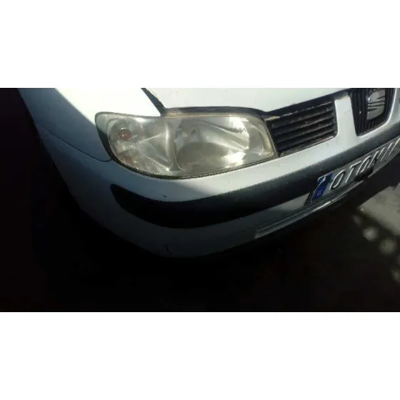 SEAT CORDOBA BERLINA (6K2) '2000 1.4 BLANCO