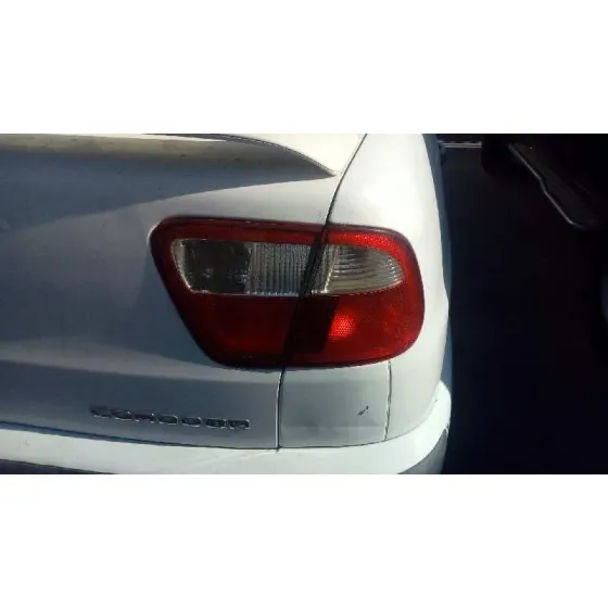 SEAT CORDOBA BERLINA (6K2) '2000 1.4 BLANCO