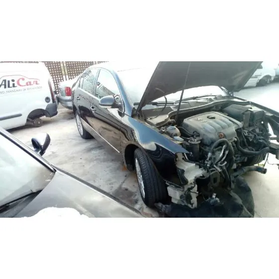 VOLKSWAGEN PASSAT BERLINA (3C2) '2007 2.0 TDI NEGRO