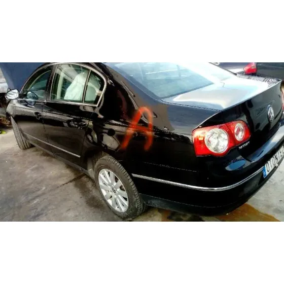 VOLKSWAGEN PASSAT BERLINA (3C2) '2007 2.0 TDI NEGRO