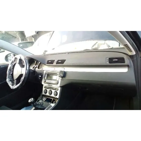 VOLKSWAGEN PASSAT BERLINA (3C2) '2007 2.0 TDI NEGRO