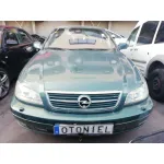 OPEL OMEGA B OPEL OMEGA B '2001 DESIGN EDITION BERLINA VERDE 2000