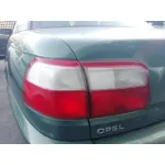 OPEL OMEGA B OPEL OMEGA B '2001 DESIGN EDITION BERLINA VERDE 2000