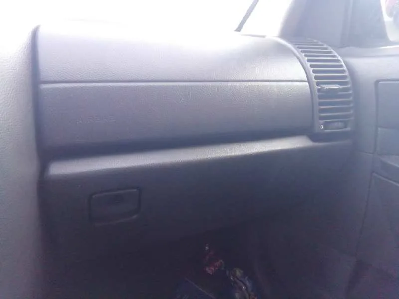 OPEL OMEGA B OPEL OMEGA B '2001 DESIGN EDITION BERLINA VERDE 2000