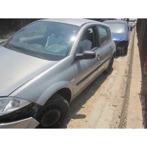 RENAULT MEGANE II BERLINA 5P '2003 AUTHENTIQUE CHAMPANG