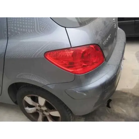 PEUGEOT 307 BERLINA (S2) '2007 D-SIGN GRIS