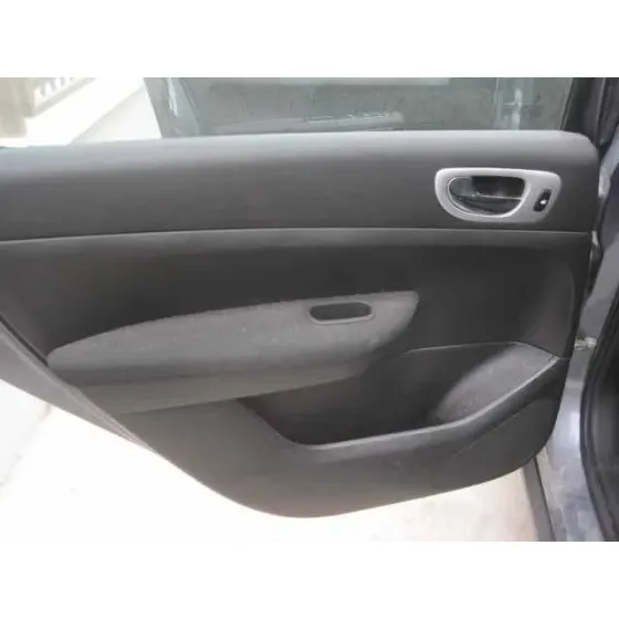 PEUGEOT 307 BERLINA (S2) '2007 D-SIGN GRIS